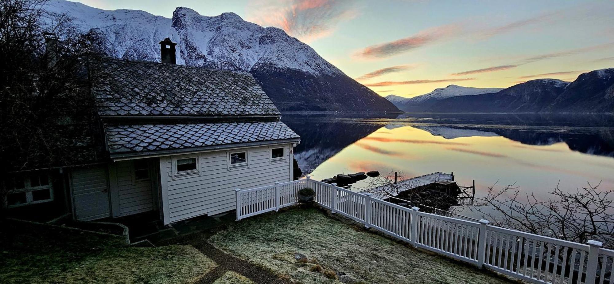 Вилла Fjordperlen Эйдфьорд Экстерьер фото
