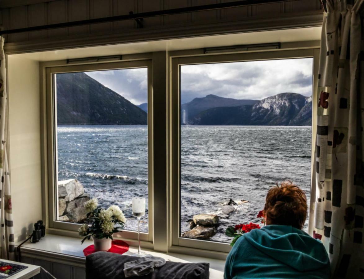 Вилла Fjordperlen Эйдфьорд Экстерьер фото